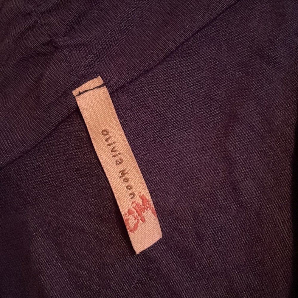 Crossover T-Shirt - Picture 2 of 4